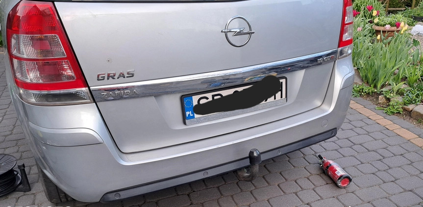 Opel Zafira cena 10000 przebieg: 254000, rok produkcji 2009 z Rybnik małe 277